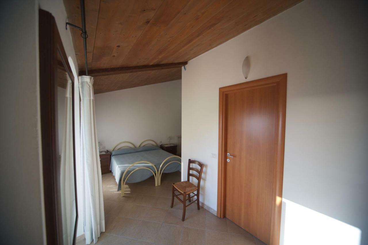 Al Vecchio Convento Mare E Monti Bed & Breakfast Ortonovo Exterior photo