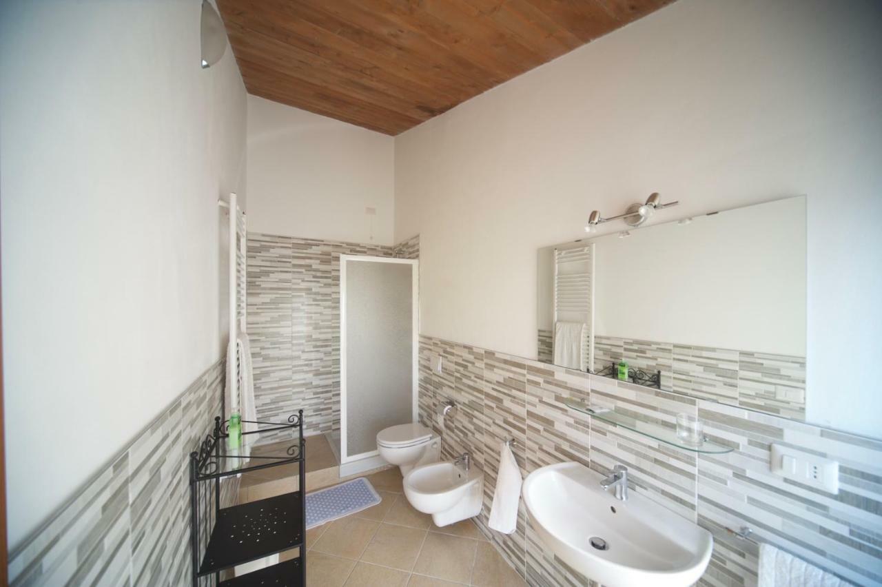 Al Vecchio Convento Mare E Monti Bed & Breakfast Ortonovo Exterior photo